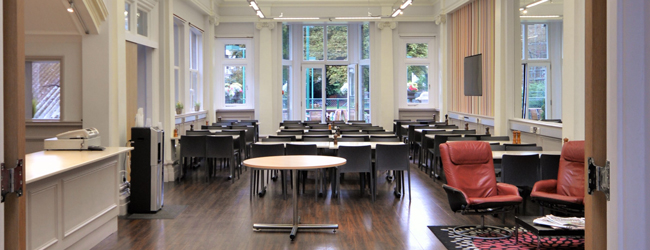 LISA-Sprachreisen-Erwachsene-Englisch-England-London-Business-Schule-Saal-Essen