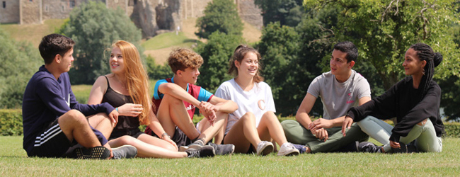 LISA-Sprachreisen-Schueler-Englisch-England-Finborough-College-Park-Freizeit-Spiel LISA-Sprachreisen-Schueler-Englisch-England-Finborough-College-Park-Freizeit-Spiel